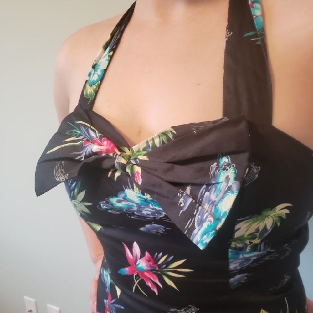 Hearts and Roses Pinup Floral Dress Rockabilly - Picture 2 of 4